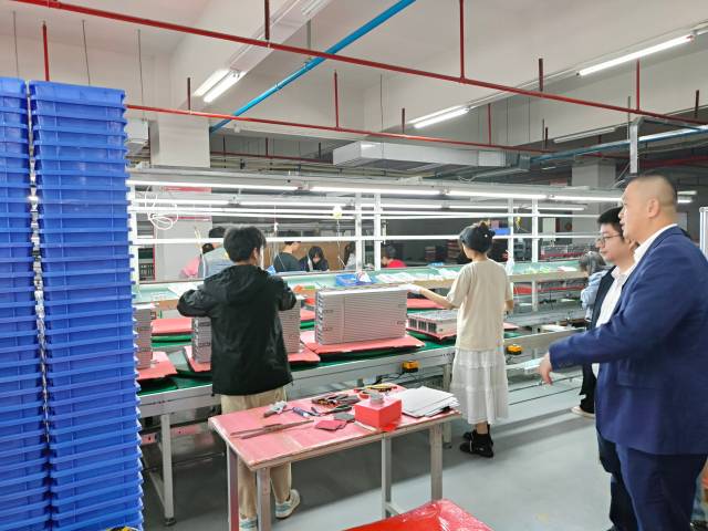強監管防風險！東坑鎮組織開展職業衛生培訓，筑牢職業健康防線，規范個人衛生用品使用